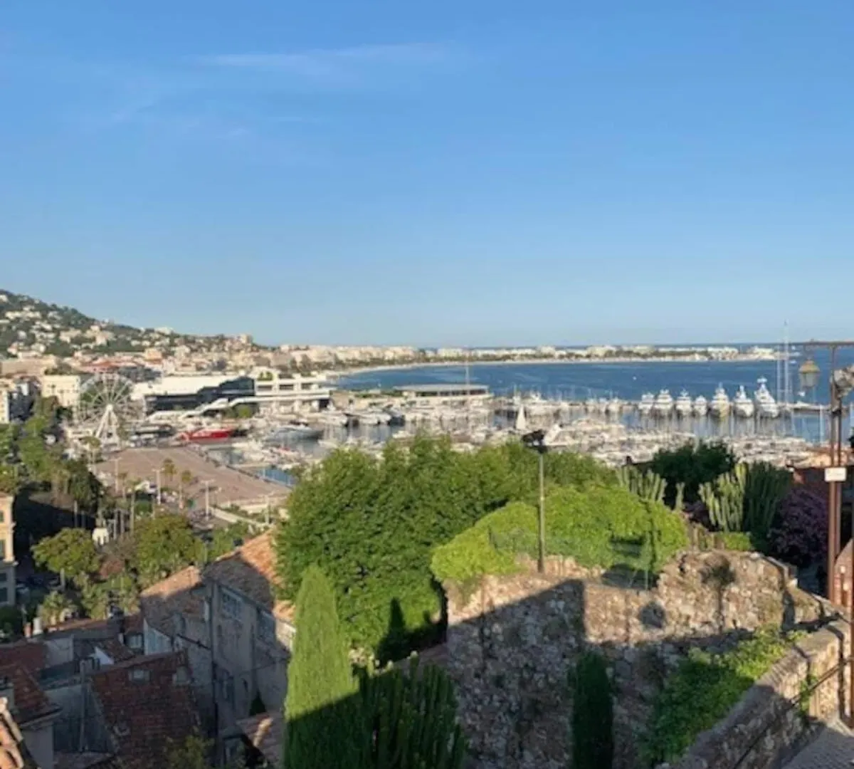 A092-Studio Agreable Avec Mezzanine - Le Suquet Cannes Frankrike